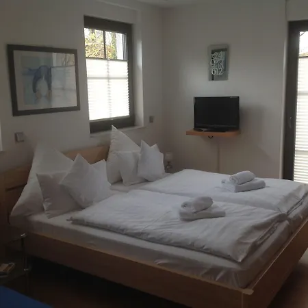 Haus Kollwitzweg - *