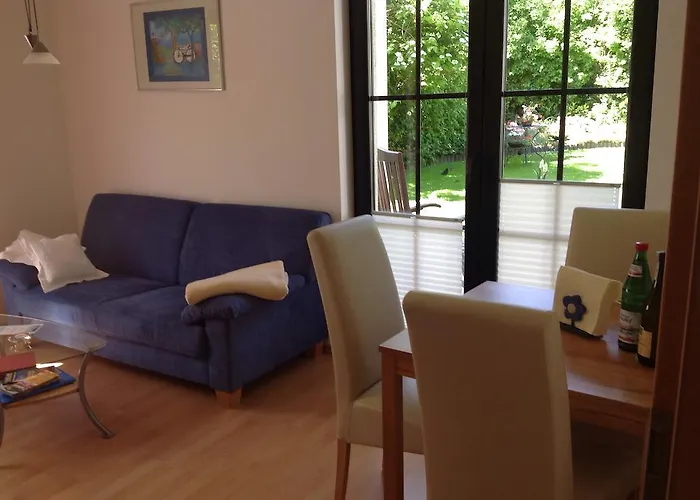 Haus Kollwitzweg - *